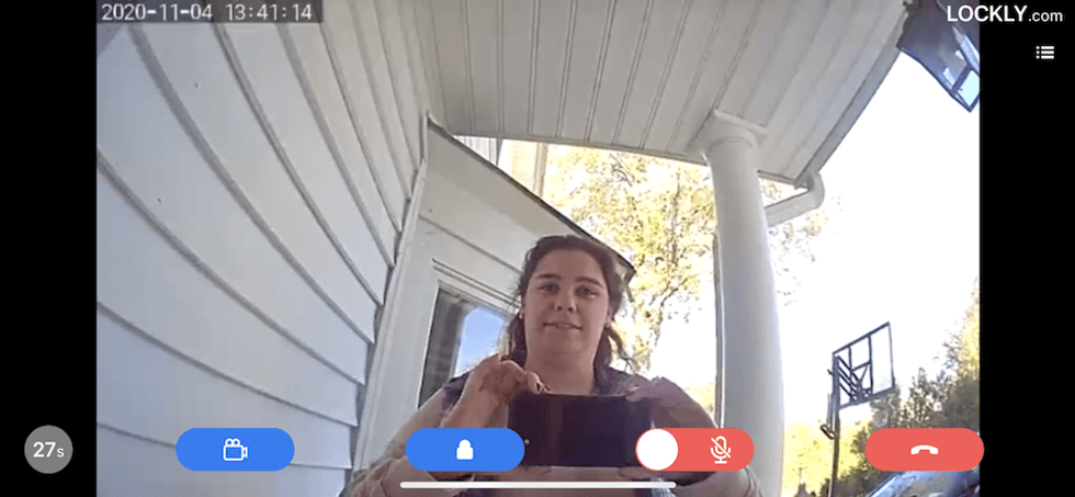 Photo of video feed in Lockly app from Lockly Vision