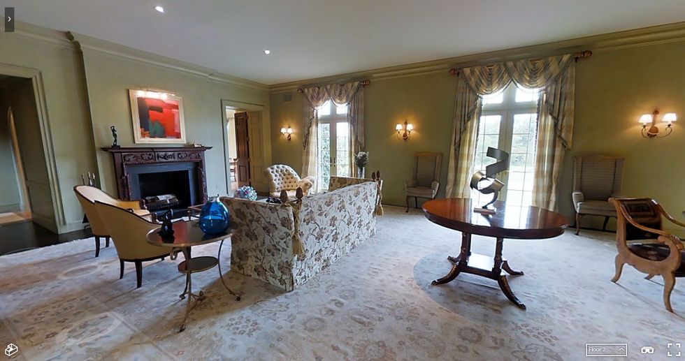 picture of an interior living room from a VR headset