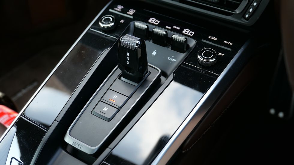 Porsche 911 center console