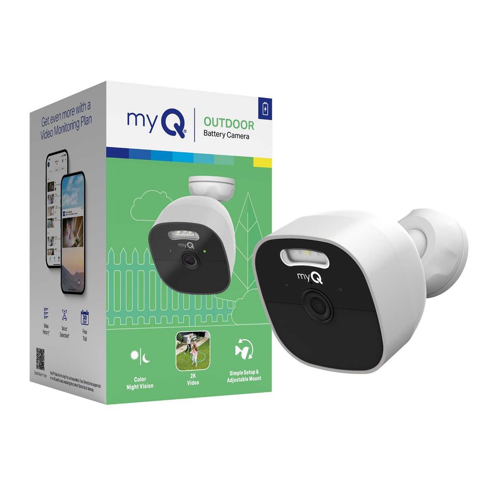 product shot of Chamberlain myQ Outdoor Battery Camera | 2K Camera