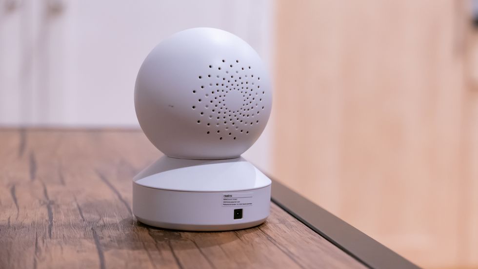 Reolink E1 Zoom indoor security camera