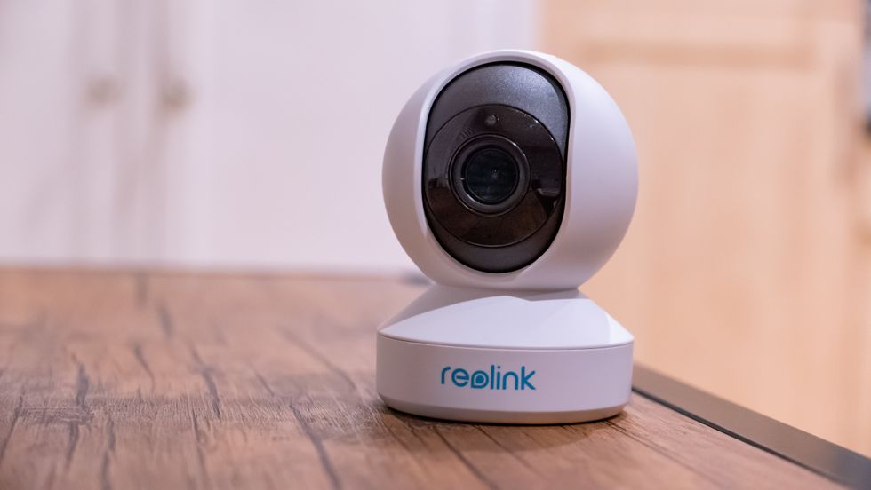 Reolink E1 Zoom indoor security camera