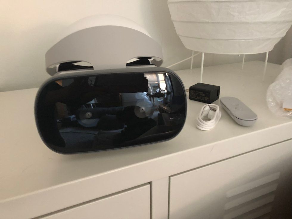 The Lenovo Mirage Solo