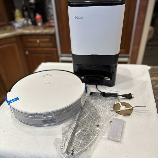 TP-Link Tapo RV10 Plus Robot Vacuum & Mop + Smart Auto-Empty Dock unboxed