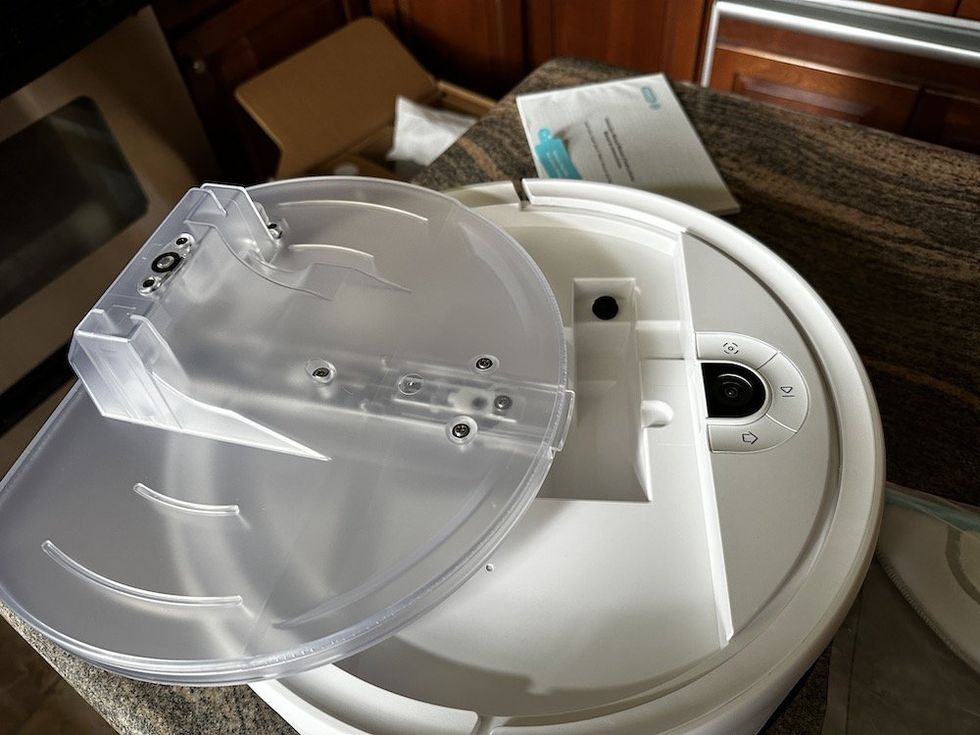 yeedi cube robot vacuum and mop water tank