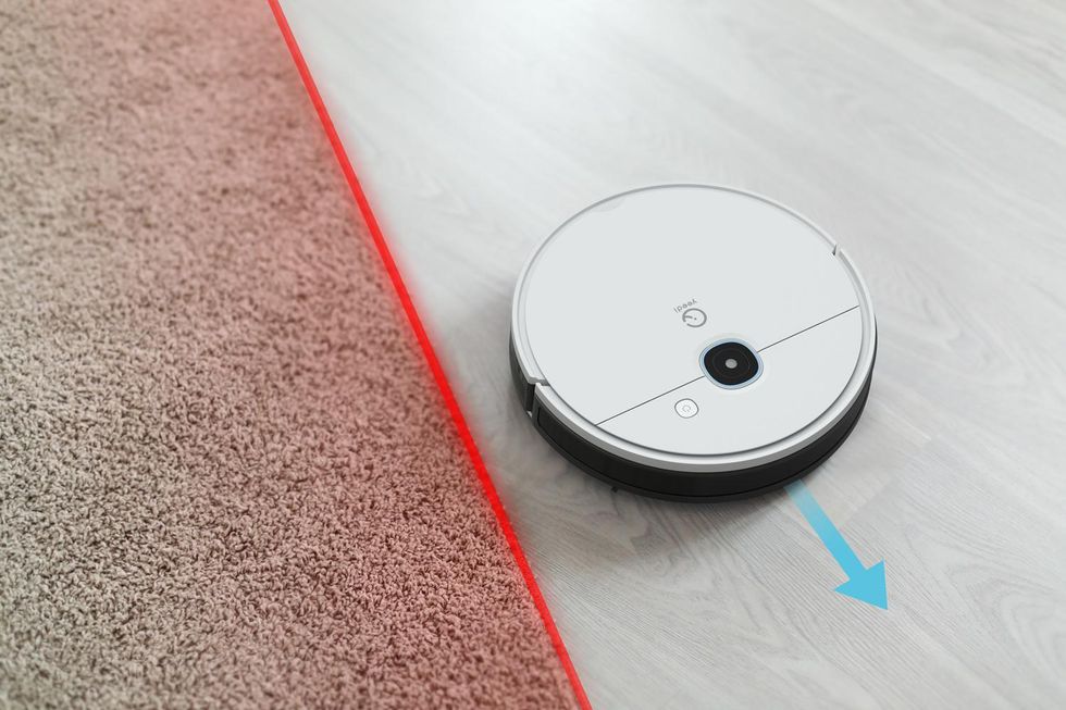 Yeedi vac moving on a floor